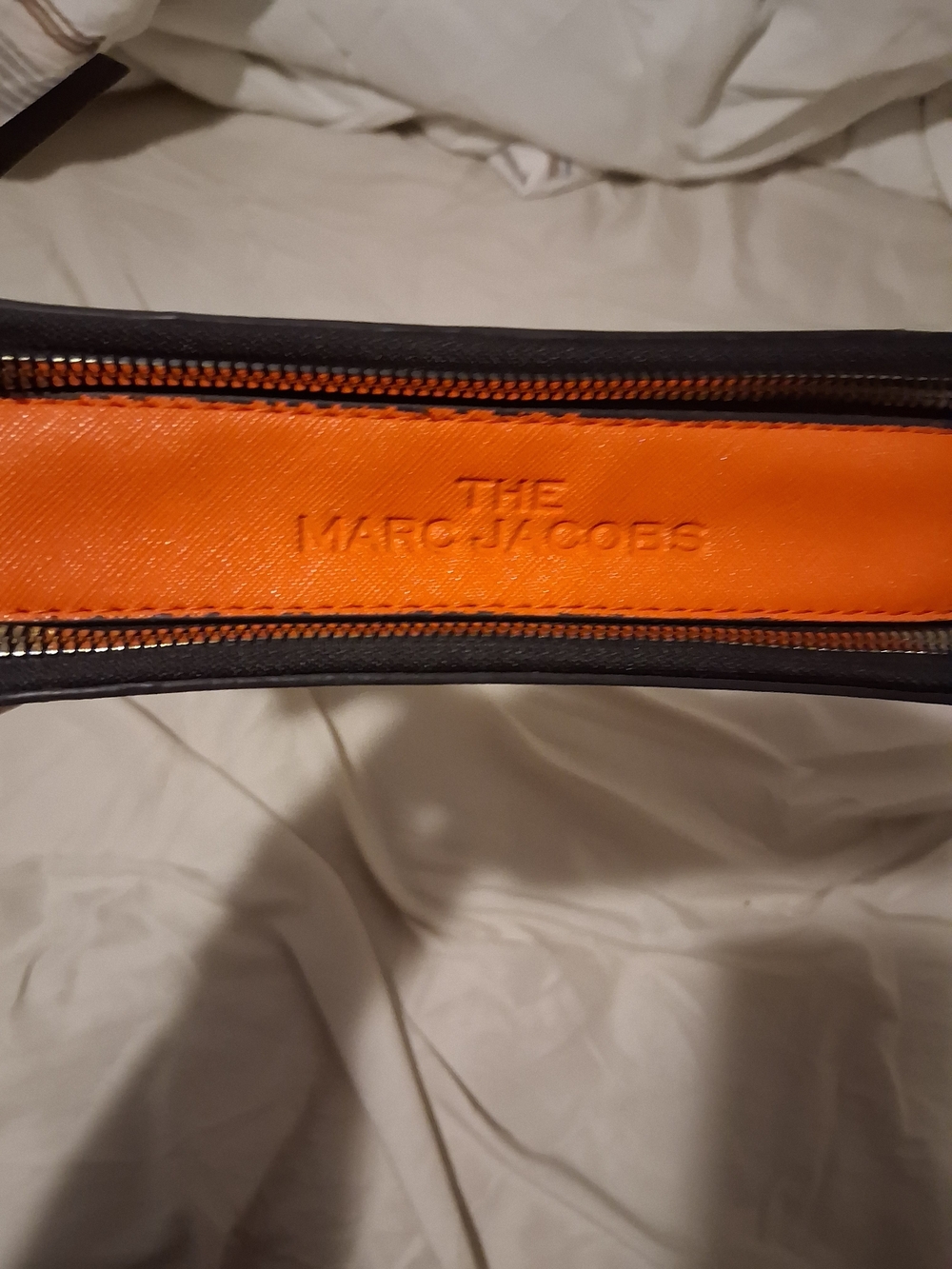 Marc Jacobs Black and Cream Crossbody Camera Bag with Branded Strap - Picture 2 of 3